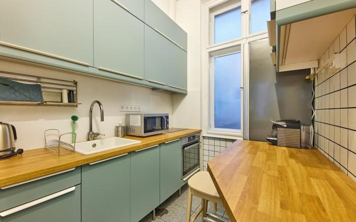 Uhu's Golden Soho Residence in Central by NW