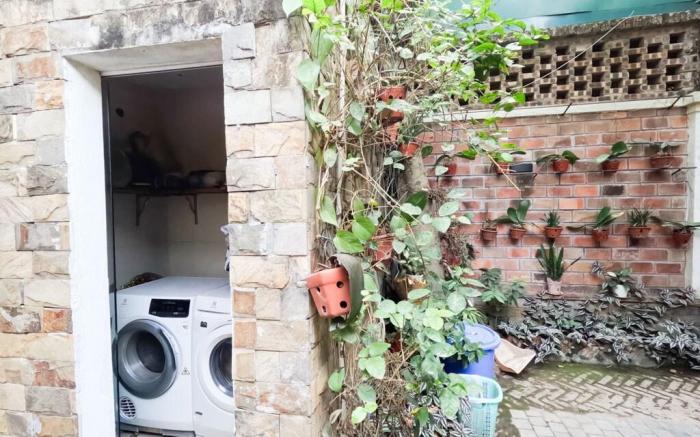 Vintage 1,5Br Garden Home w Balcony Washer Dryer