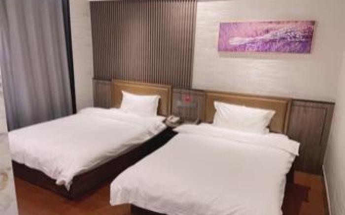 Home Inn Anhui Fuyang Funan Tianzhu Plaza
