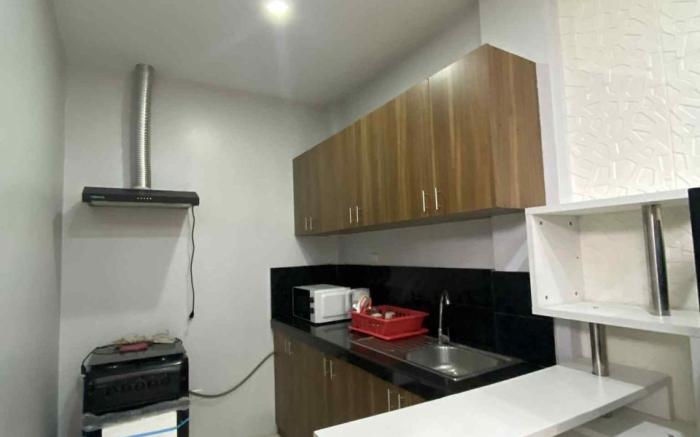 Three Bedroom Full House near Airport
