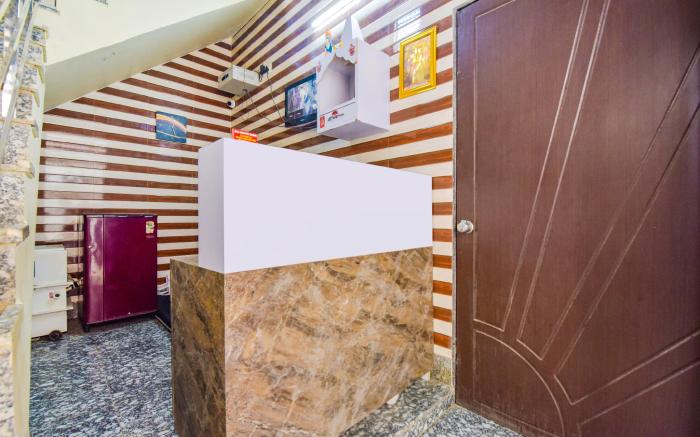 OnlyStay Maa Gaytri Inn