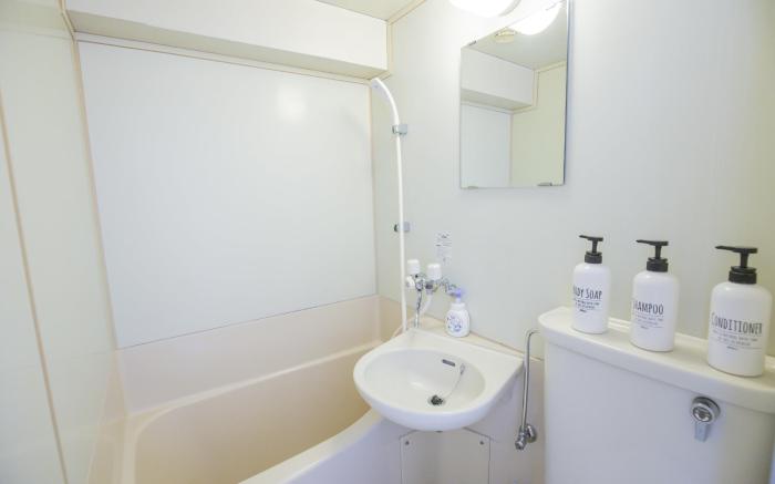 Diya's residence @ 513 - Great Location! Very Convenient for Transportation and Shopping