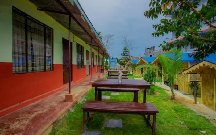 Babylon Bamboo Cottage