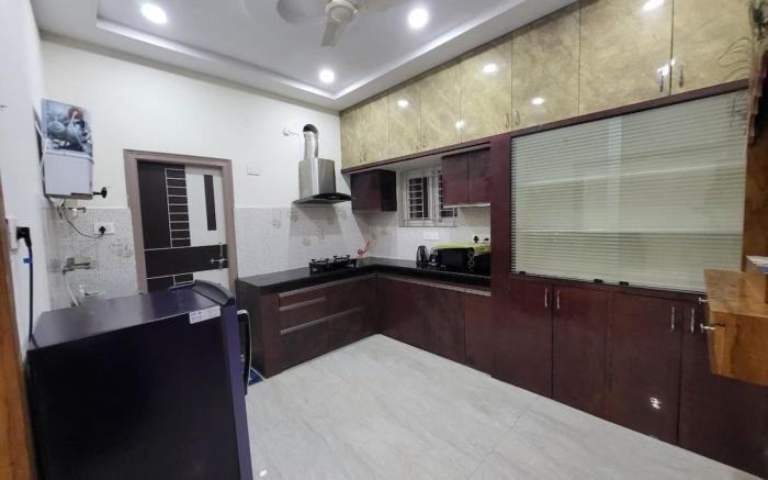 Comfy 2BHK NonAC Retreat | Halt | Relax | Recharge