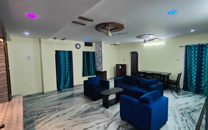 Calm & Cozy 1BHK Retreat | Guest Room  | WFH Setup