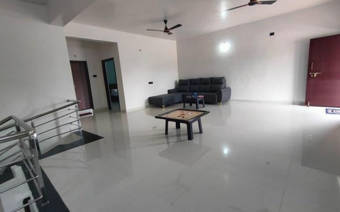 Serene Stay FarmVilla | Pool | Lawn | BBQ | Events