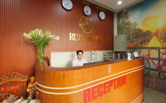 RUBY MOTEL