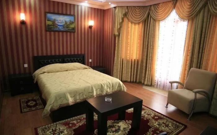 PREMIER HOTEL
