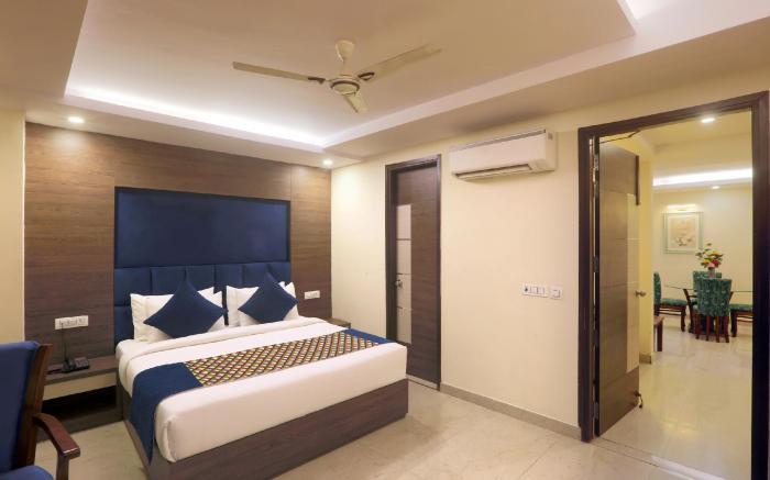30052	Hotel OXMO IGI AIRPORT