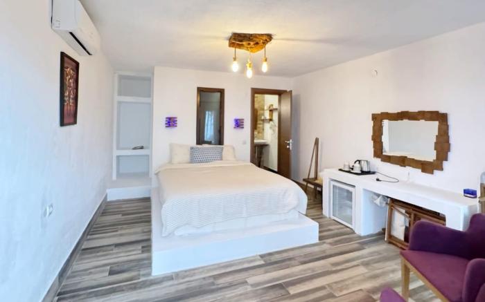 Aegean Bliss Balcony Rooms Facing the Sea