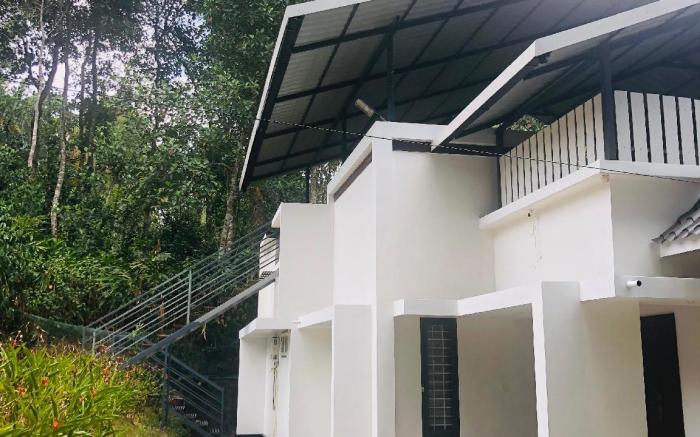 Varenya Luxuary Homestay