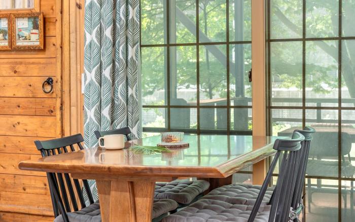 Gapyeong Noksu Valley Pet Group Pension