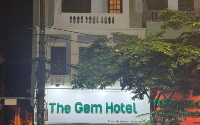 THE GEM HOTEL