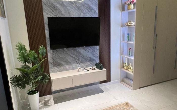 Luxe apartment for singles and couples
