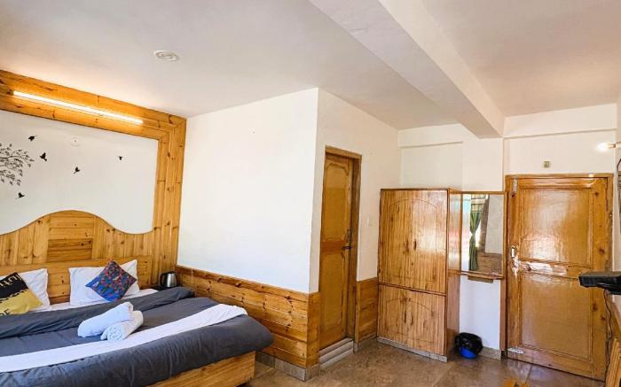 Hilltop heaven resorts Manali