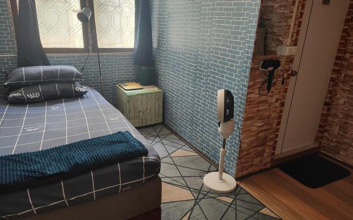 108 - Quiet & Lovely apartment near skytrain-wifi