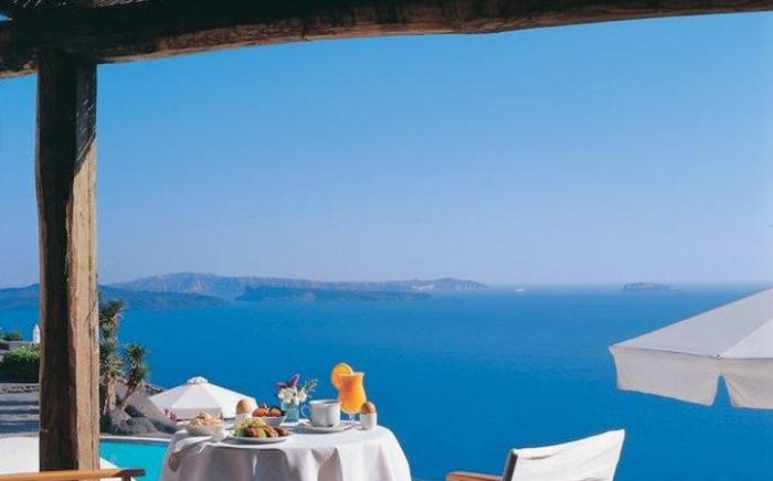 Perivolas Hotel