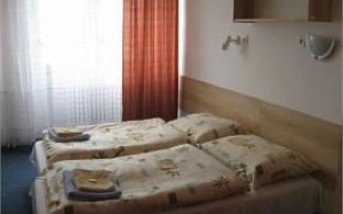 Hotel Plus