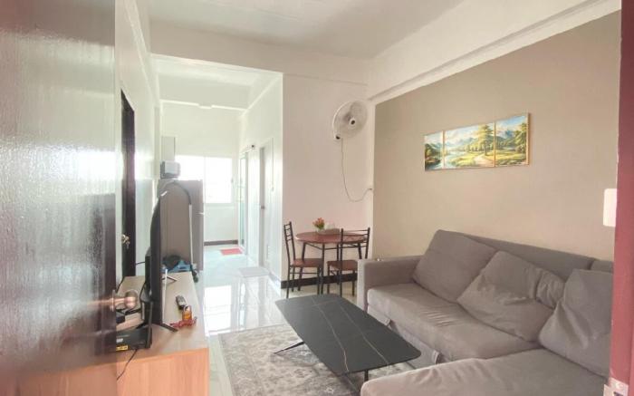 Khlong Luang Home Place Suite
