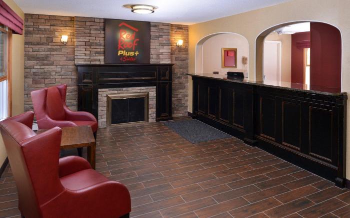 Red Roof PLUS+ & Suites Guilford
