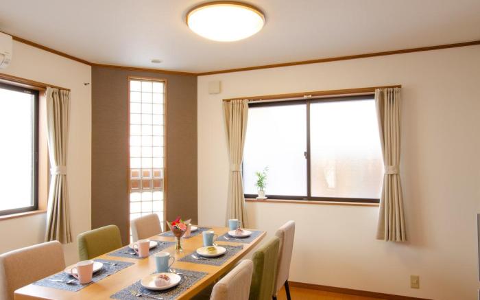 NEW！ 夏様・香驛 交通便利な広い一軒家