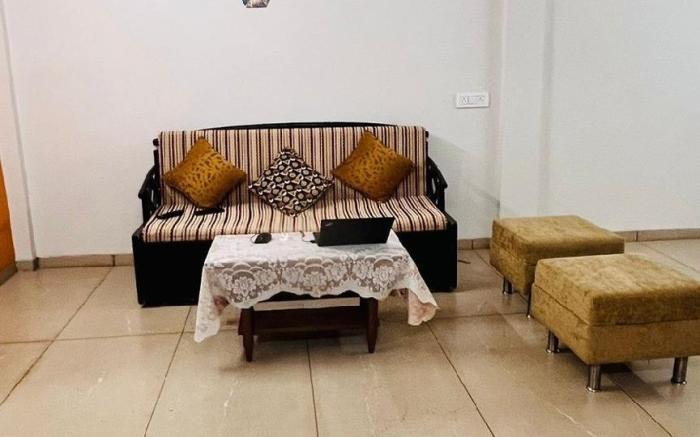 *Live in-style* Indore - 3Bhk Pvt Apt. with Ac