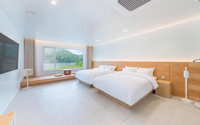 Chuncheon Wolhadam Pool Villa