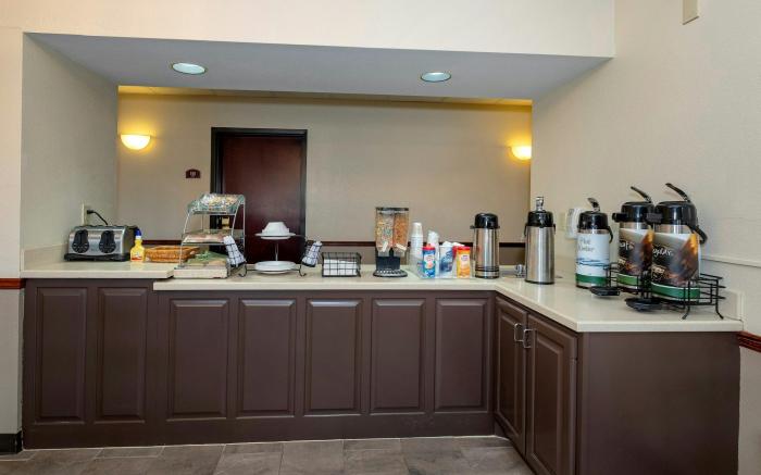 Red Roof Inn Hartselle