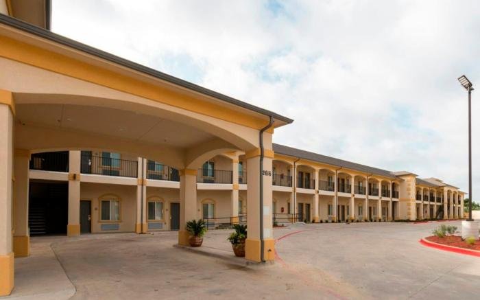 Scottish Inns & Suites