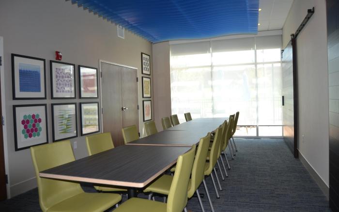 Holiday Inn Express & Suites Goodlettsville N Nashville By IHG