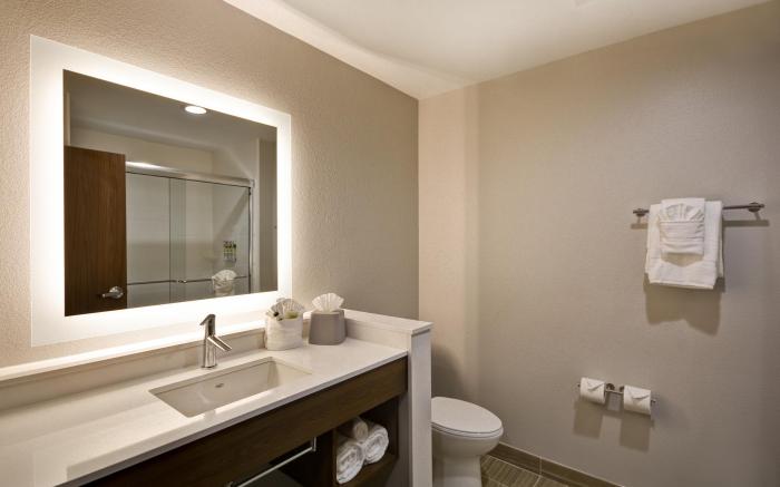 Holiday Inn Express And Suites Houston Nasa - Seabrook By IHG