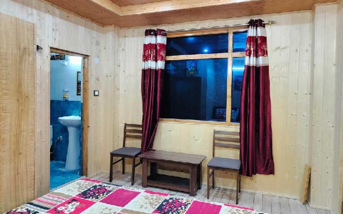 Madhav Palace Homestay Fagu 