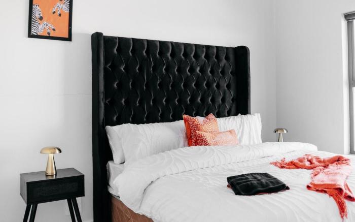 Orange Blossom Luxury Apartment