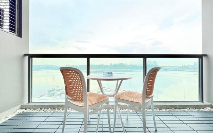 Endless SeaviewStudio unit atR&FSeine RegionByANJU