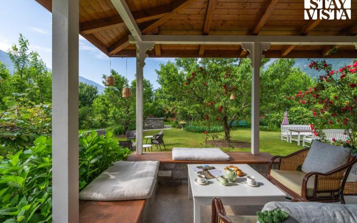 StayVista at Mayflower Aramgarh