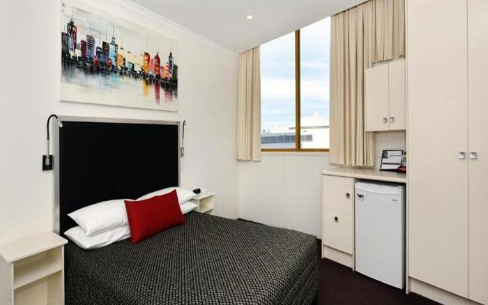 Atlantic Tower Motor Inn