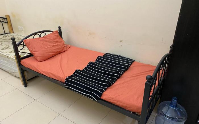 Bed Space In Al-Taawun - Sharjah (For Male Only).