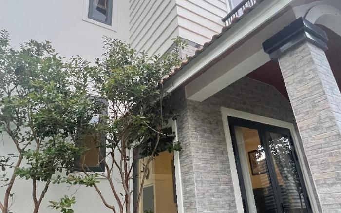 Thuê cả tòa nhà cho chuyến du lịch gia đình 