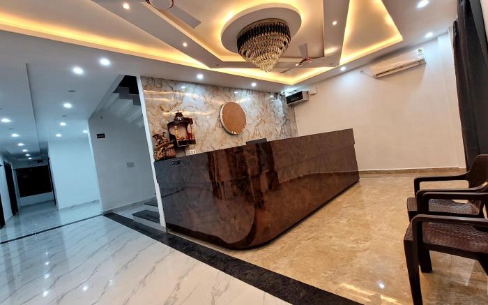 Skyline Hotel - Near Ram Mandir
