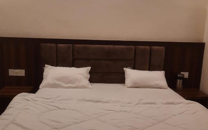 Hotel RRR