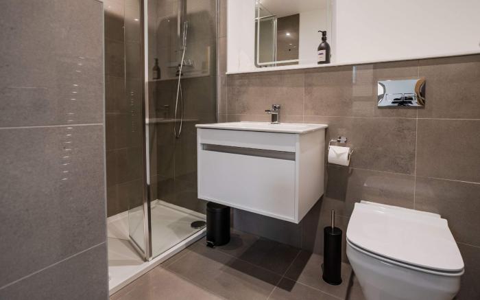 The Hidden Suite - 4BR Townhome Roof Top