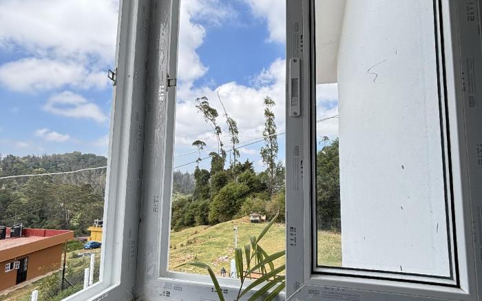 Crown Crest Home Stay