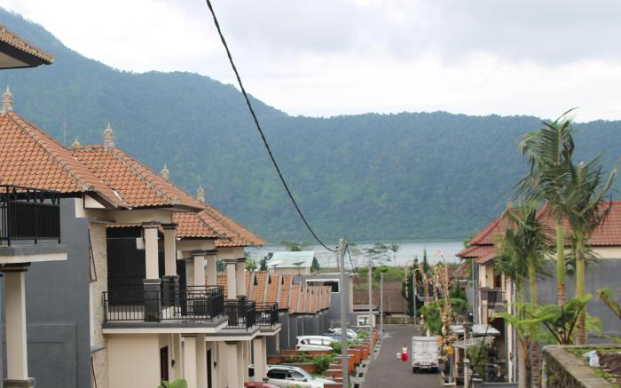 CLV Hotel and Villa