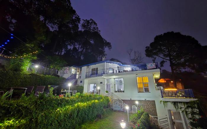 Golden Zenith Villa