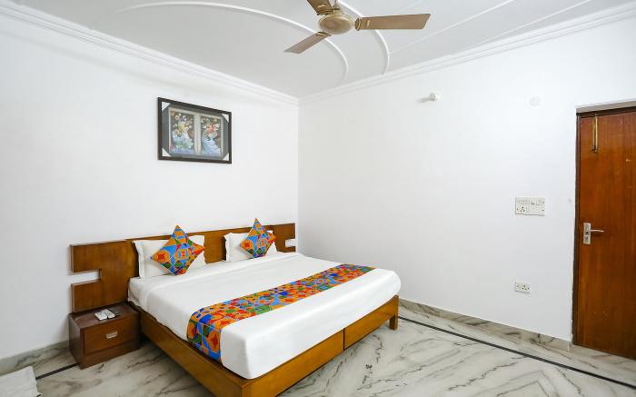 FabHotel Premium Rooms
