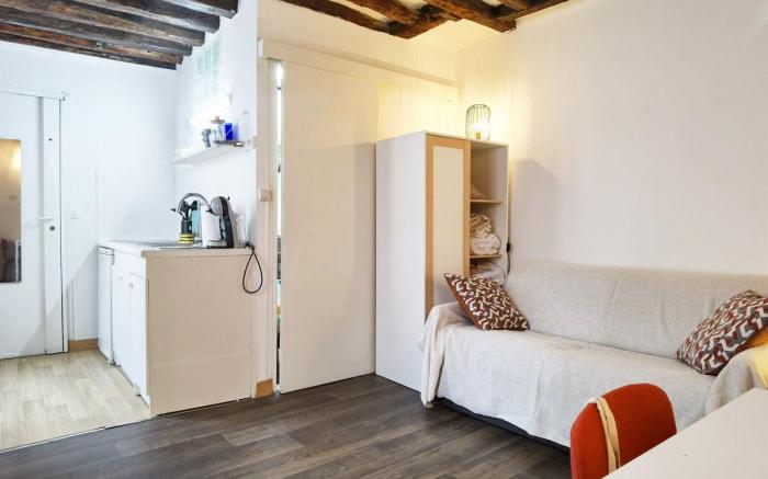 Calm Loft  apt in the center of 11arr