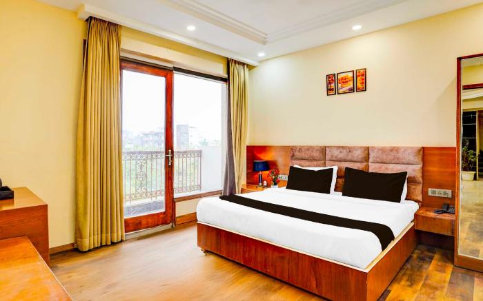 Townhouse Oak Sector 47 Near Medanta