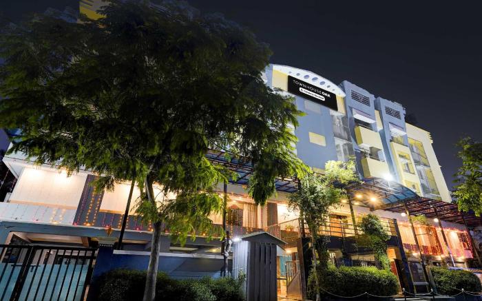 Townhouse Oak Pallikarani Near Balaji Dental College