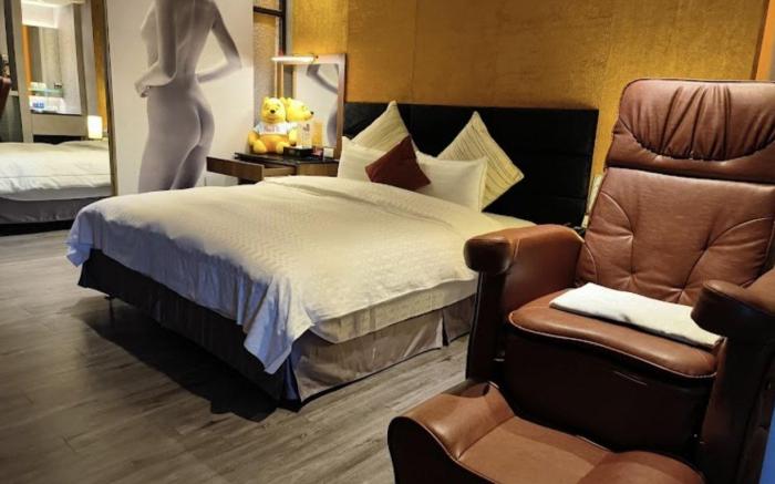 薇風情汽車旅館 - 台南館