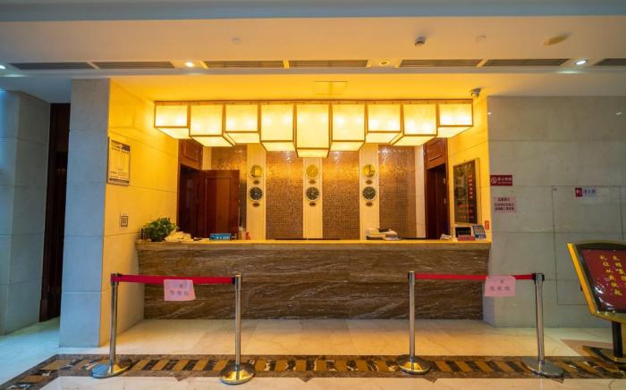 Chengdu Civil Aviation Dragon Hotel